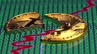 هروب أكبر سارقي عملة بيتكوين من سجن في ايسلندا بطائرة رئيسة الوزراء!
