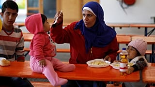 Több mint tízezer újabb menekültet fogad be Németország