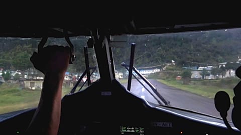 Watch: What's it like to fly into one of the world’s most dangerous airports?