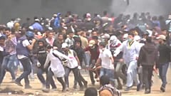 شاهد: مسيرة العدوة في جمعتها الرابعة عند الحدود بين قطاع غزة وإسرائيل