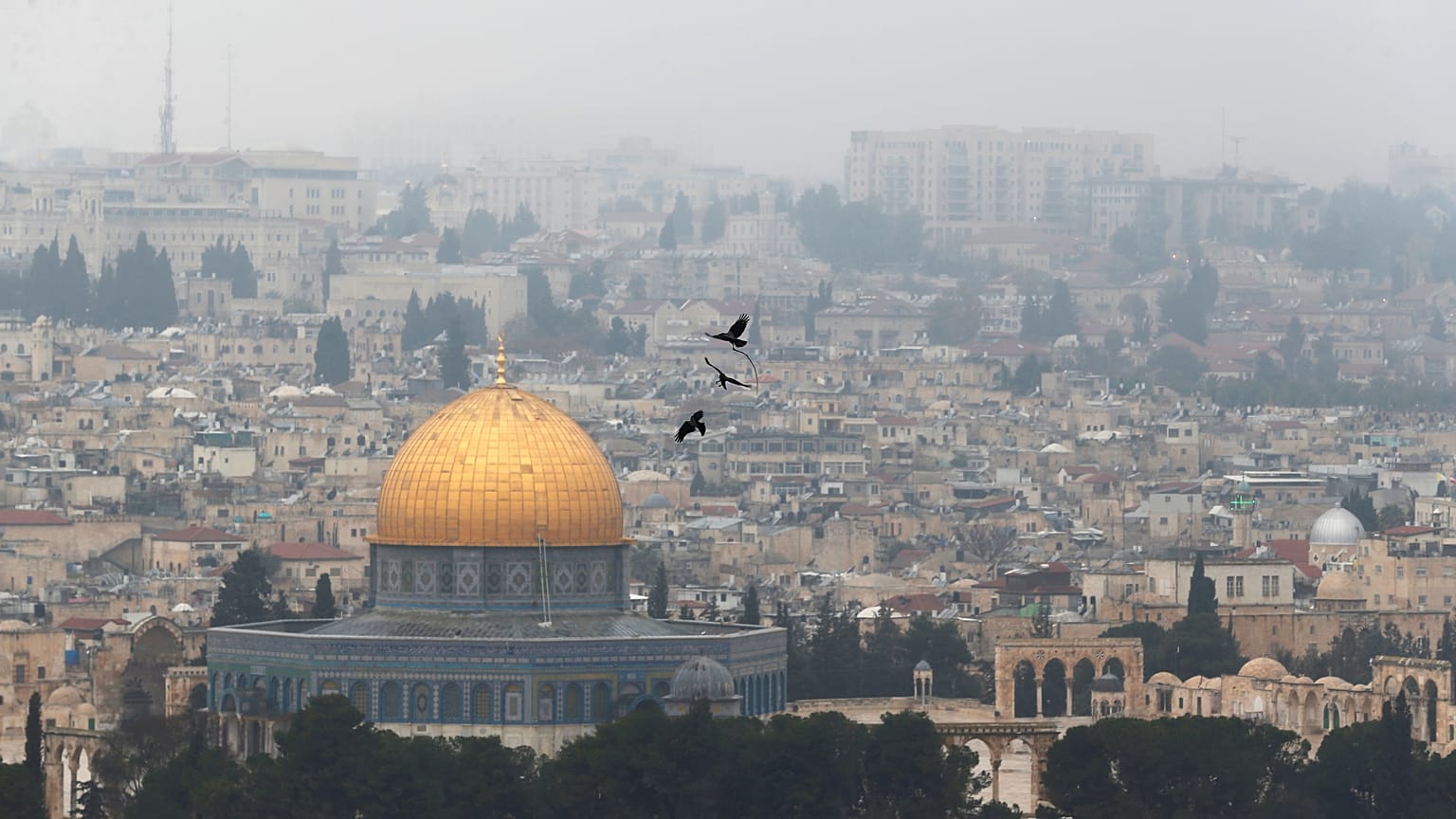 الحكومة الرومانية تسعى لنقل سفارتها للقدس 