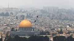 الحكومة الرومانية تسعى لنقل سفارتها للقدس 