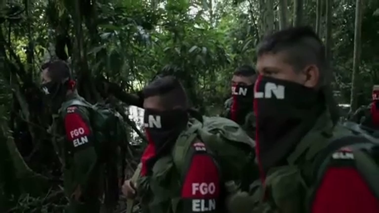 Ecuadornak elege lett a kolumbiai gerillákból