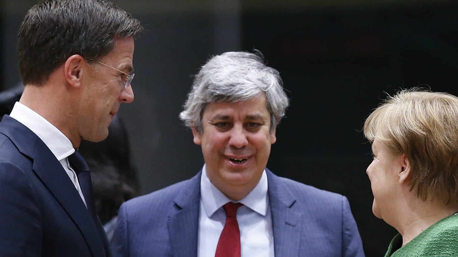Primeiro-ministro da Holanda e chanceler da Alemanha com Centeno