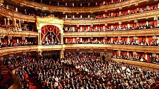 موسكو: واشنطن تبني "جدار التأشيرات" مع روسيا بعد رفض دخول راقصي باليه