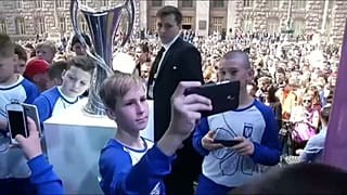 Trophäe der UEFA Champions League in Kiew