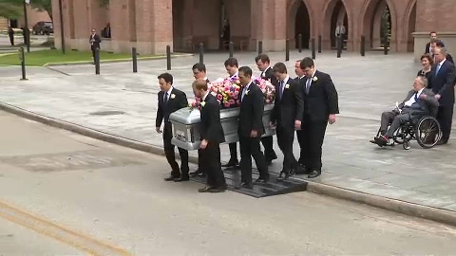 Eltemették Barbara Bush korábbi first ladyt