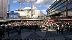 Memorial-dance per Avicii a Stoccolma
