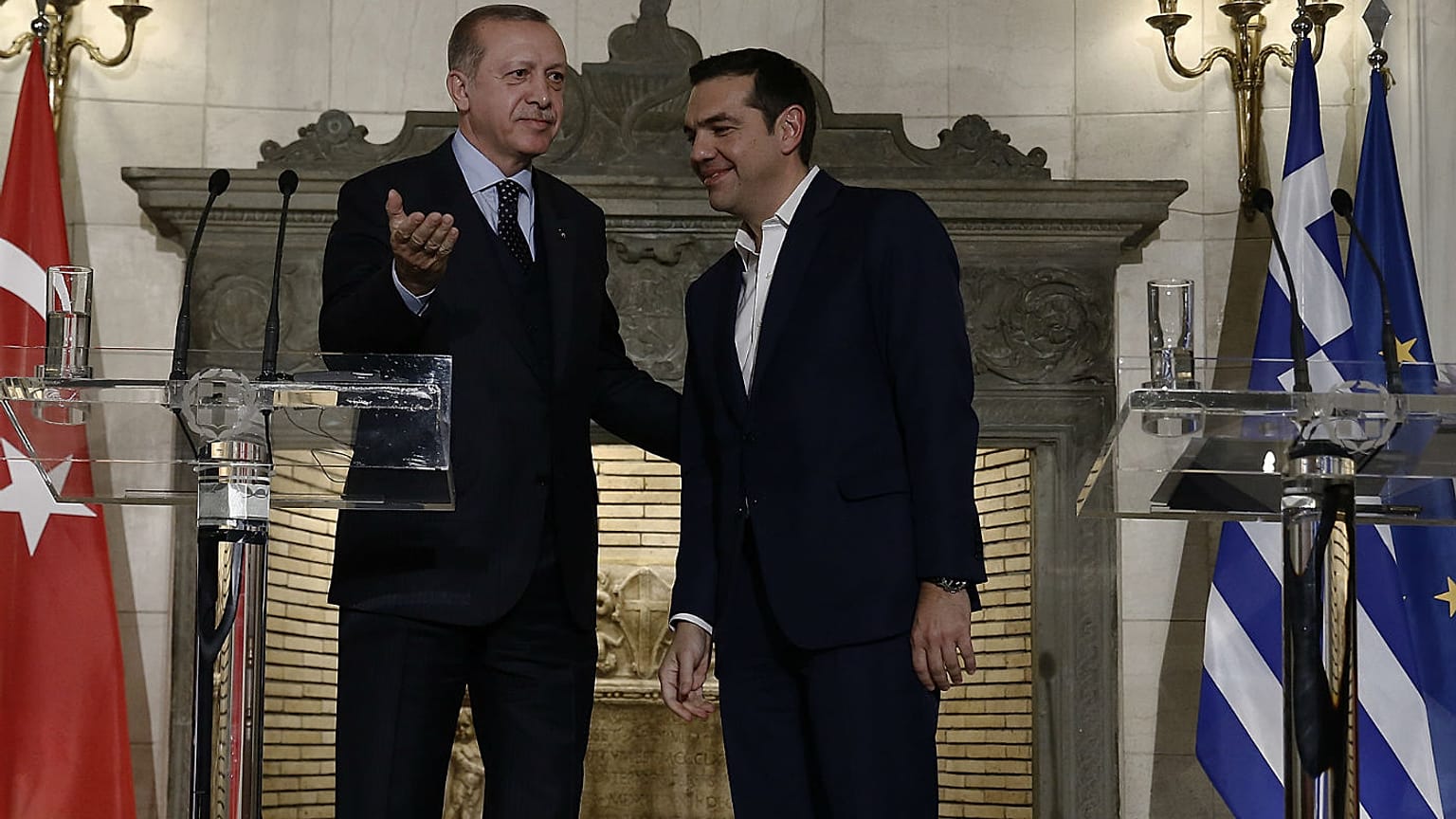 Αθήνα: «Άμεση επιστροφή των δύο Ελλήνων στρατιωτικών, χωρίς συμψηφισμούς»