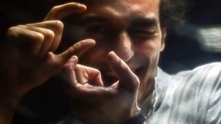 مصر تحذر اليونسكو من تكريم المصور المسجون "شوكان"
