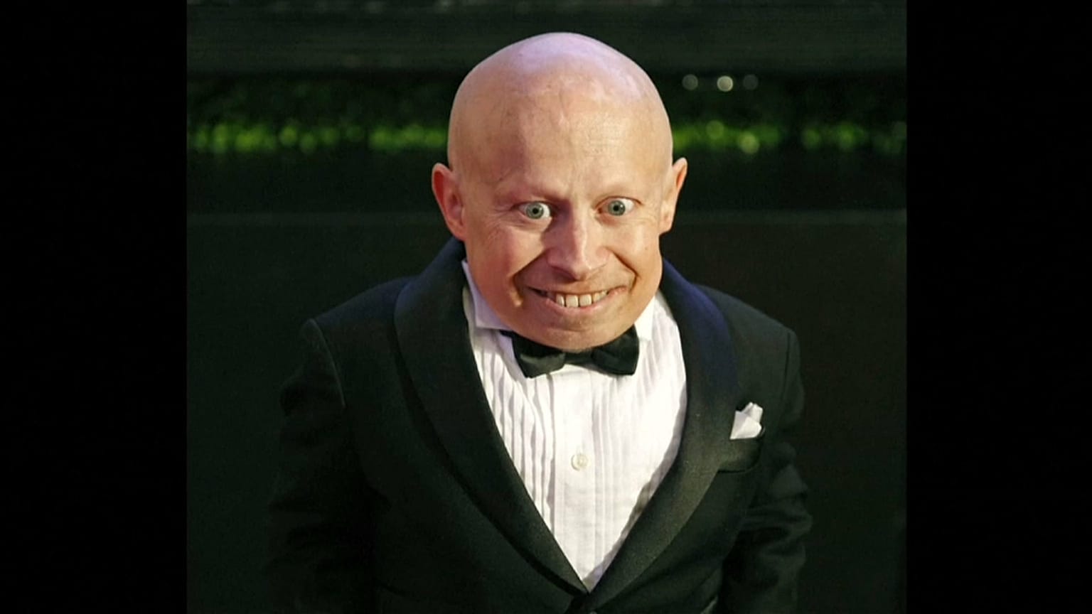 Muere el actor Verne Troyer, Mini Yo