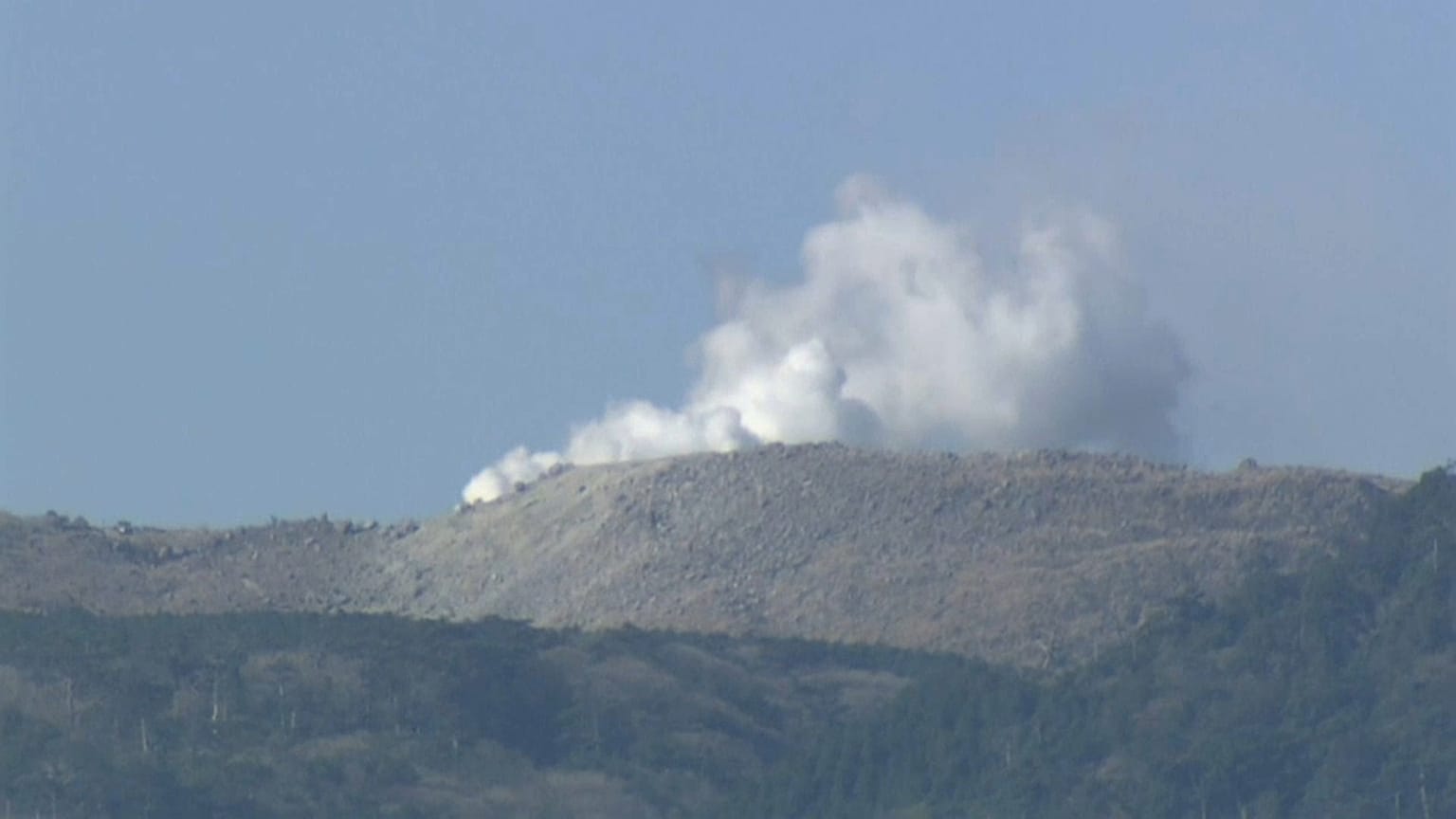 Volcano in southern Japan erupts for first time in 250 years