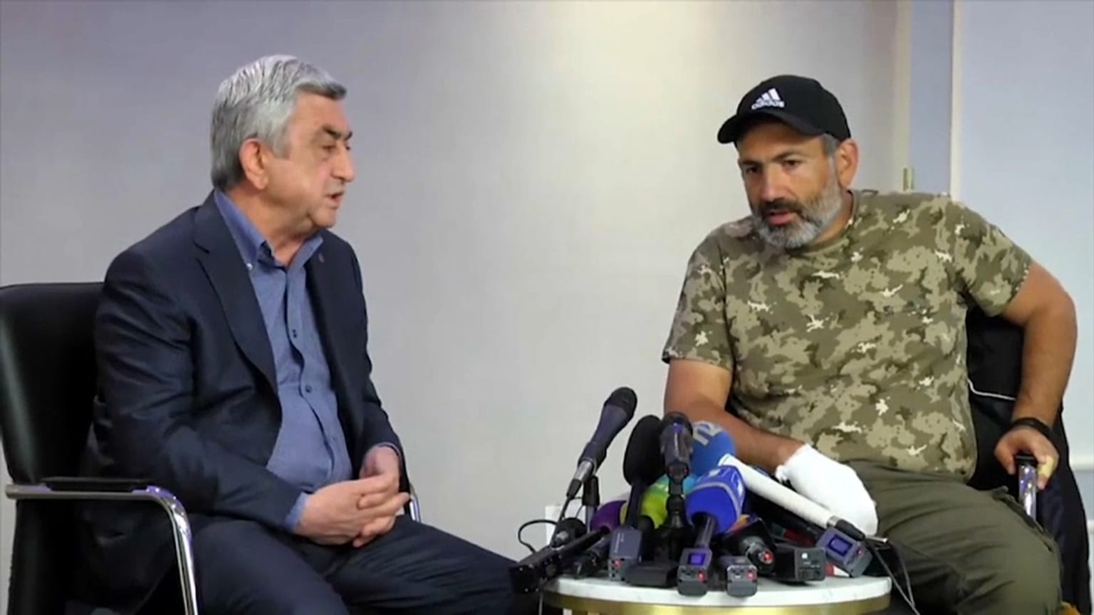 Detenido el principal líder opositor armenio, Nikol Pashinián