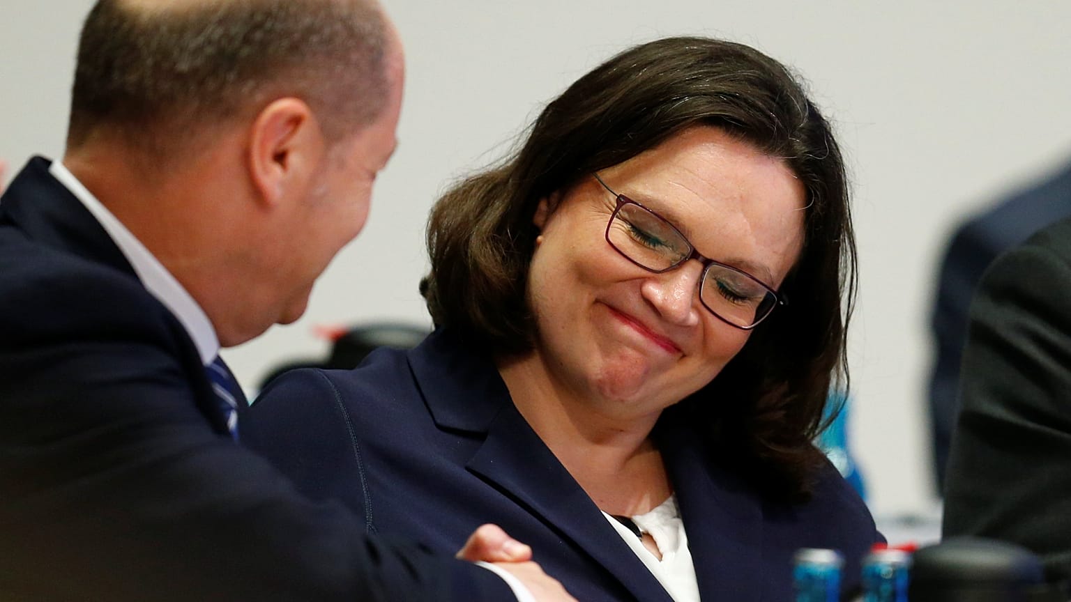 66 % für SPD-Chefin Nahles: "Keine Heilsbringerin und kein Engel"