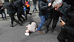 Protestos contra detenção de líder da oposição em Erevan 