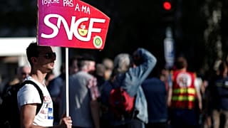 Γαλλία: Χάος στις μετακινήσεις λόγω απεργιών