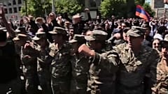 رئيس وزراء أرمينيا يعلن أنه سيستقيل بعد تصاعد الاحتجاجات ضده