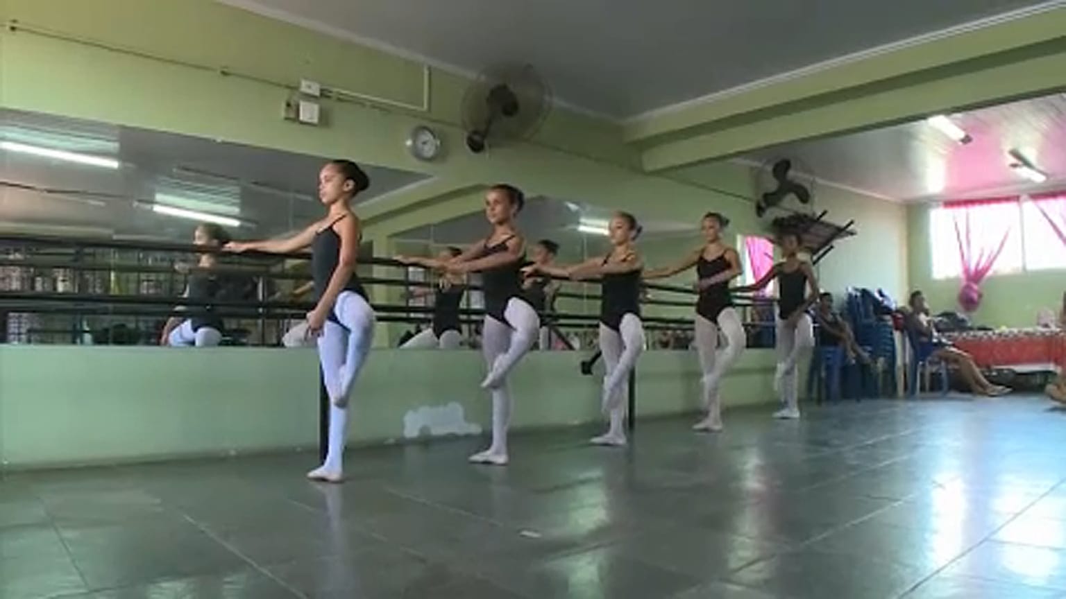 Μπαλέτο στη σκιά της φαβέλας