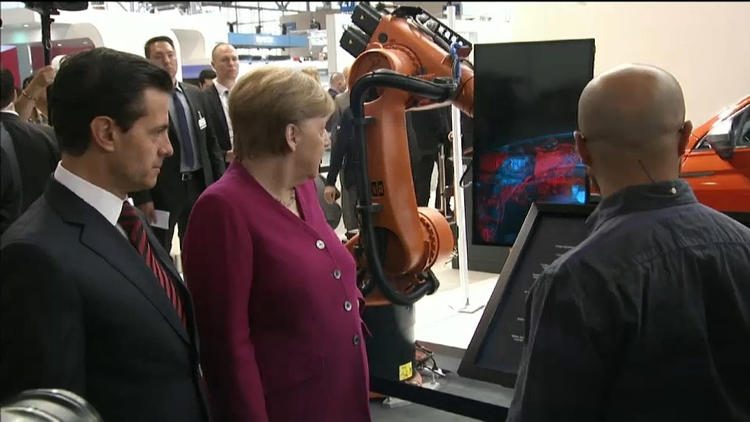 Angela Merkel y Enrique Peña Nieto en la Feria de Hannover