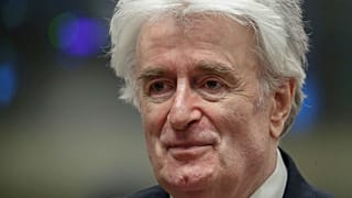 Χάγη: Ξεκίνησε η δίκη του Κάρατζιτς σε δεύτερο βαθμό