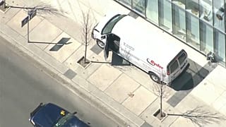 Canada: furgone piomba sulla folla a Toronto, morti e feriti