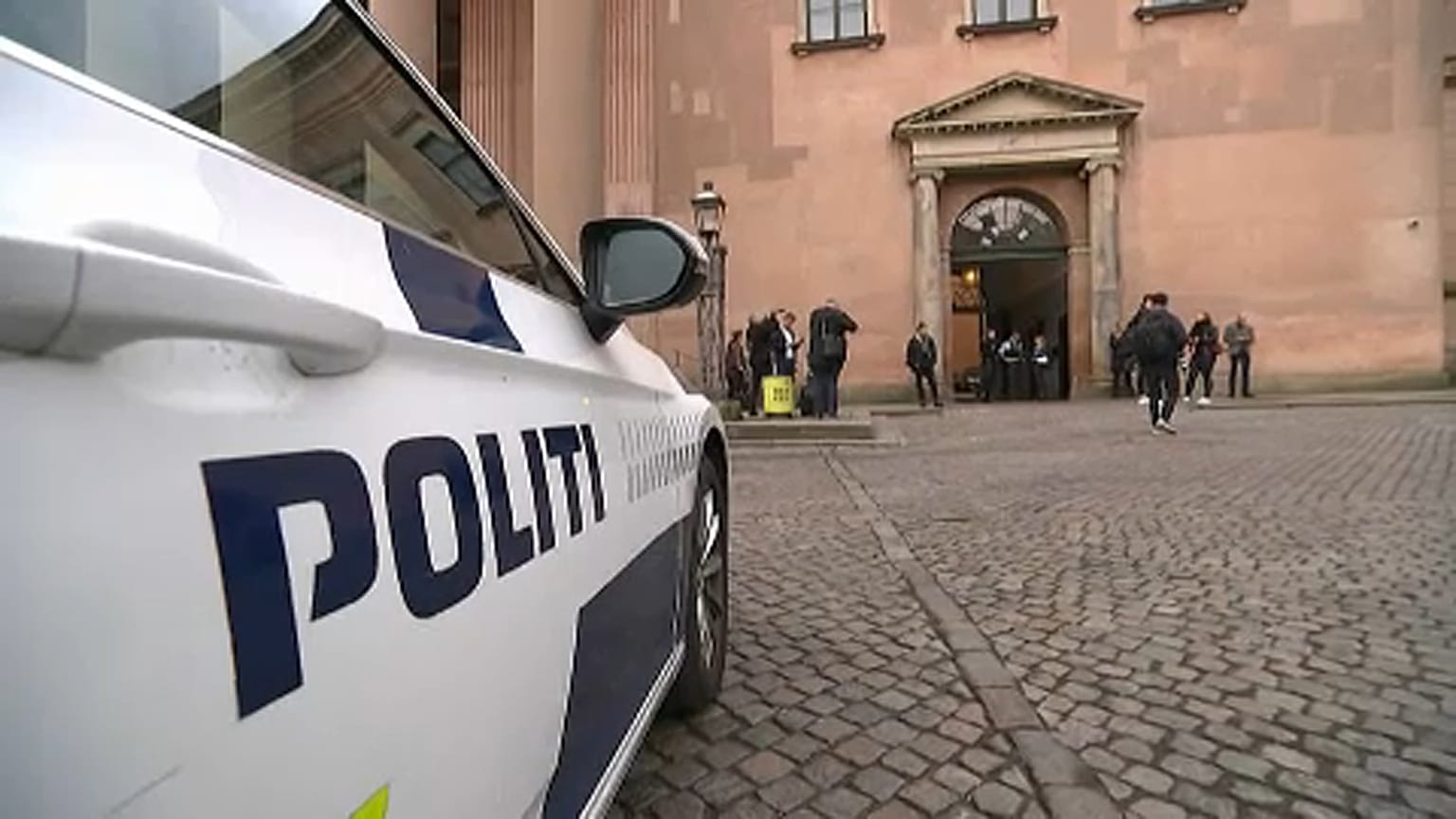 Életfogytiglant kért a főügyész Madsenre