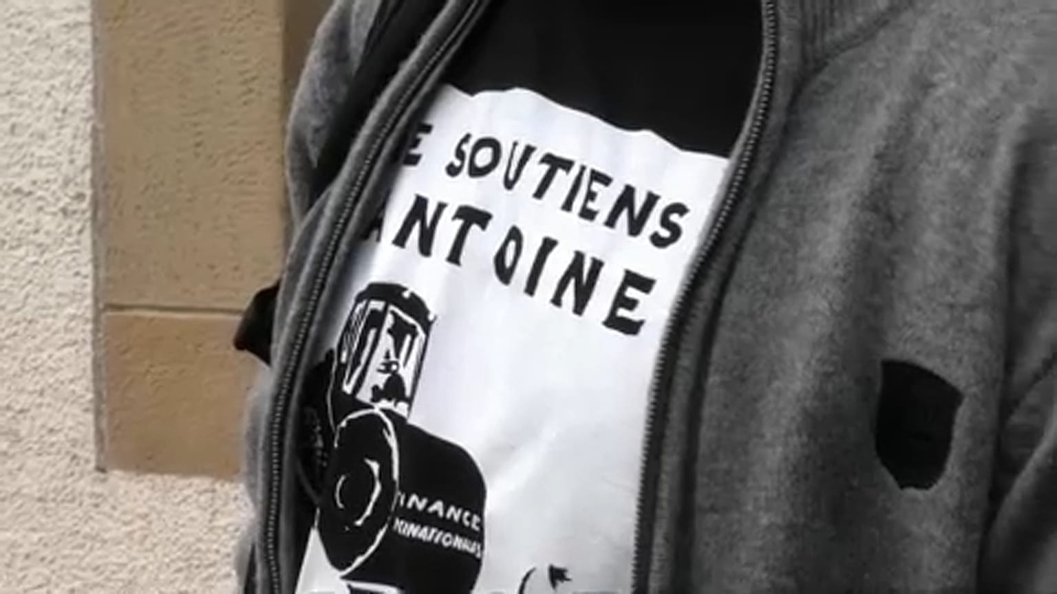 L'Ue vuole proteggere gli informatori