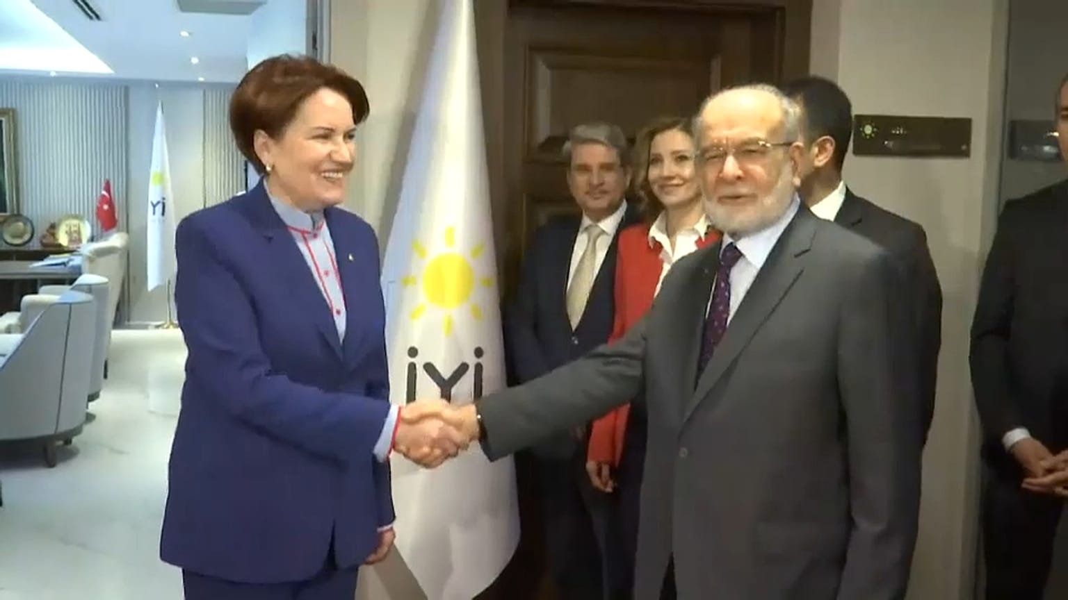 Meral Akşener'den "mertçe seçim" çağrısı