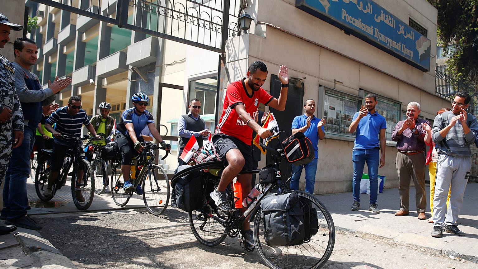 Le Caire-Moscou… À vélo !