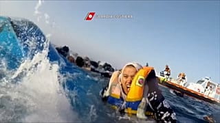 Мигрантов удалось спасти