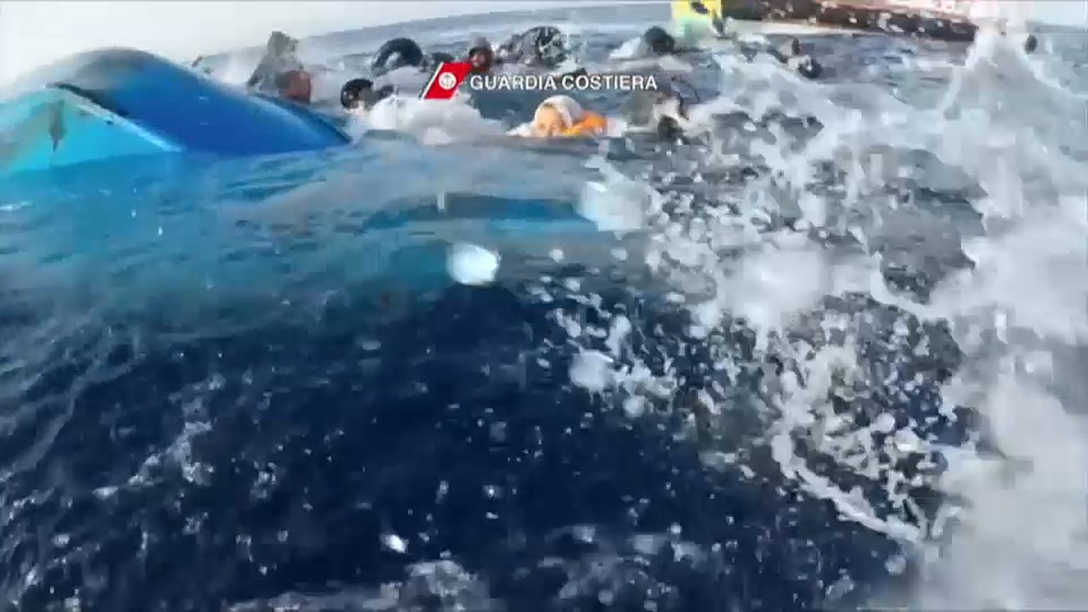 Mediterraneo: salvataggio di migranti al largo della costa libica