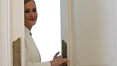 Cifuentes anuncia su dimisión tras la polémica del vídeo de un presunto hurto