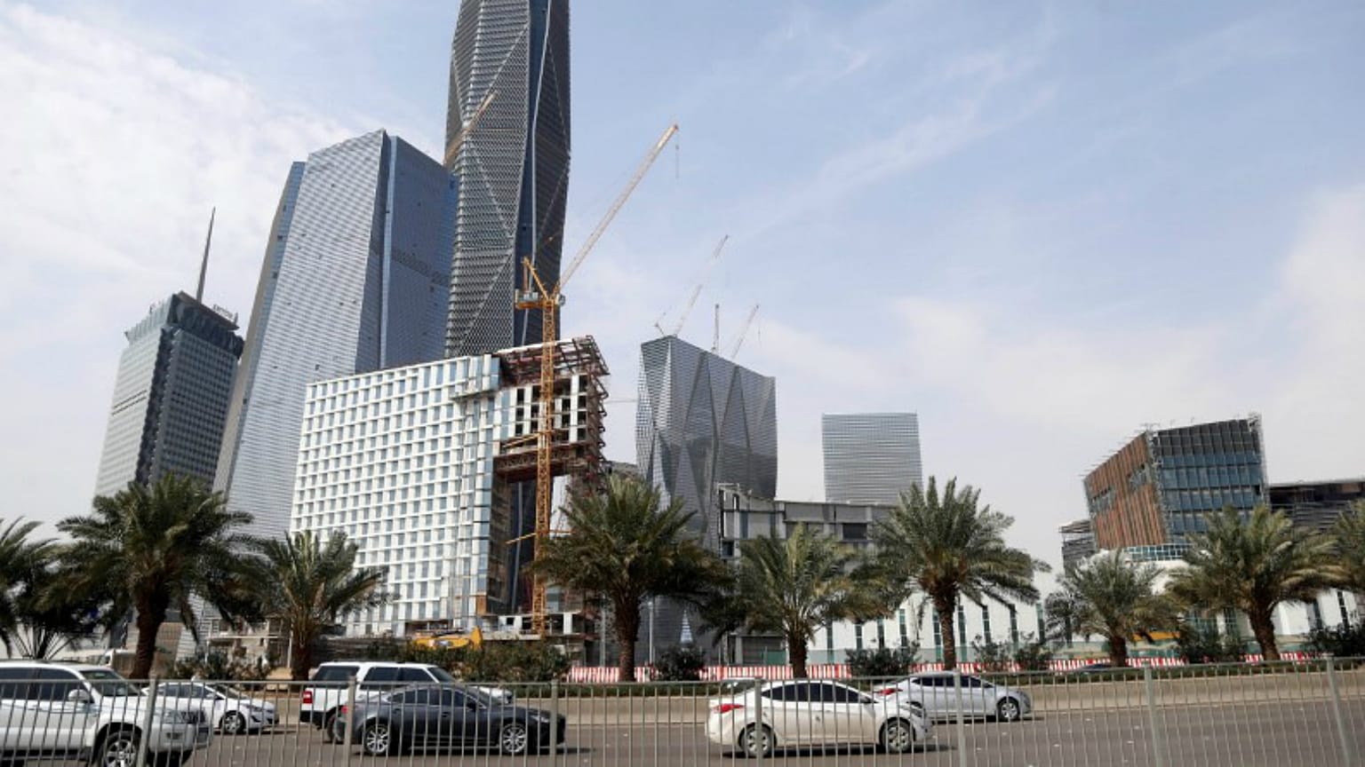 السعودية تسعى لخلق 1.2 مليون وظيفة لتقليص معدل البطالة