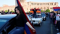 Переговоры прекратились, протесты возобновились