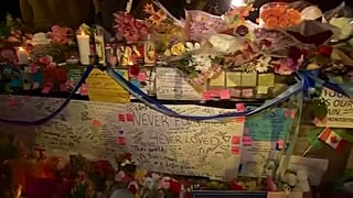 Canadians attend candlelight vigil for van attack victims