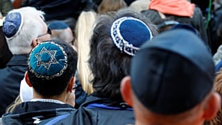 "Es reicht" - Tausende setzen Zeichen gegen Antisemitismus und Aggressivität