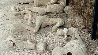 A pompeji vulkánkitörés elől menekülő kisfiú csontvázát találták meg