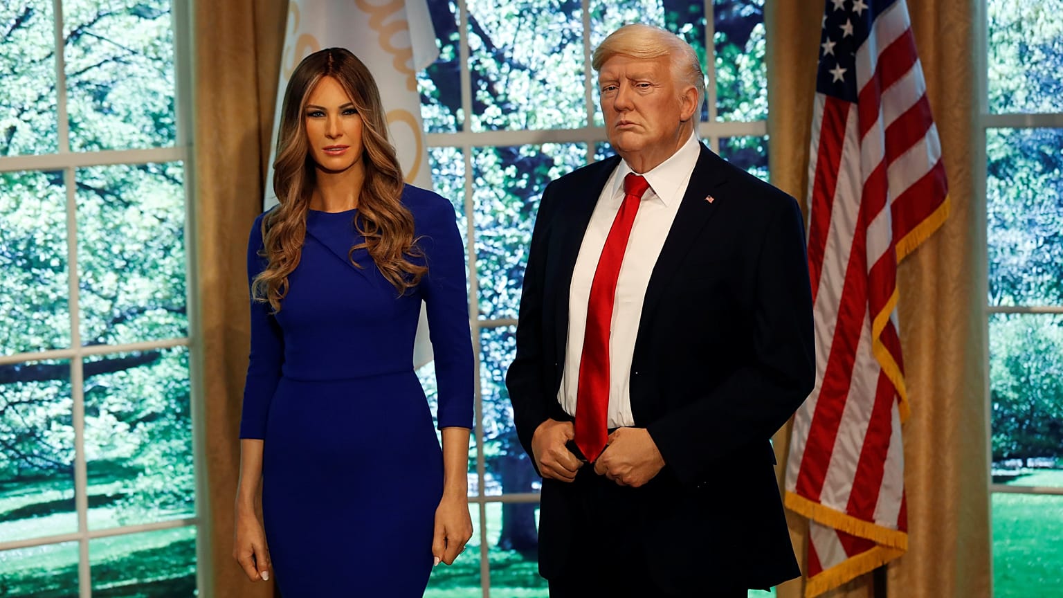 Melania se queda de cera