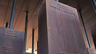 Um monumento aos mortos pela América esclavagista