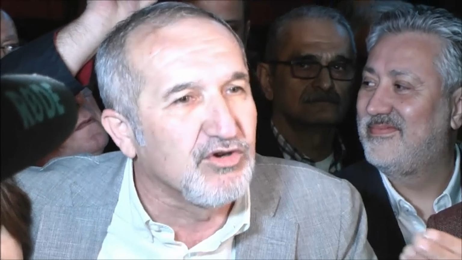 Diretor do "Cumhuriyet" diz que o veredito não vai calar o jornal