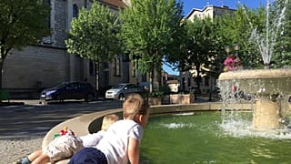 Hol a legjobb gyermeket vállalni Európában?