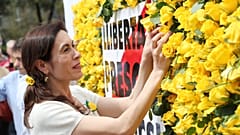 Noch 15 Tage: Countdown für Neuwahlen in Katalonien läuft