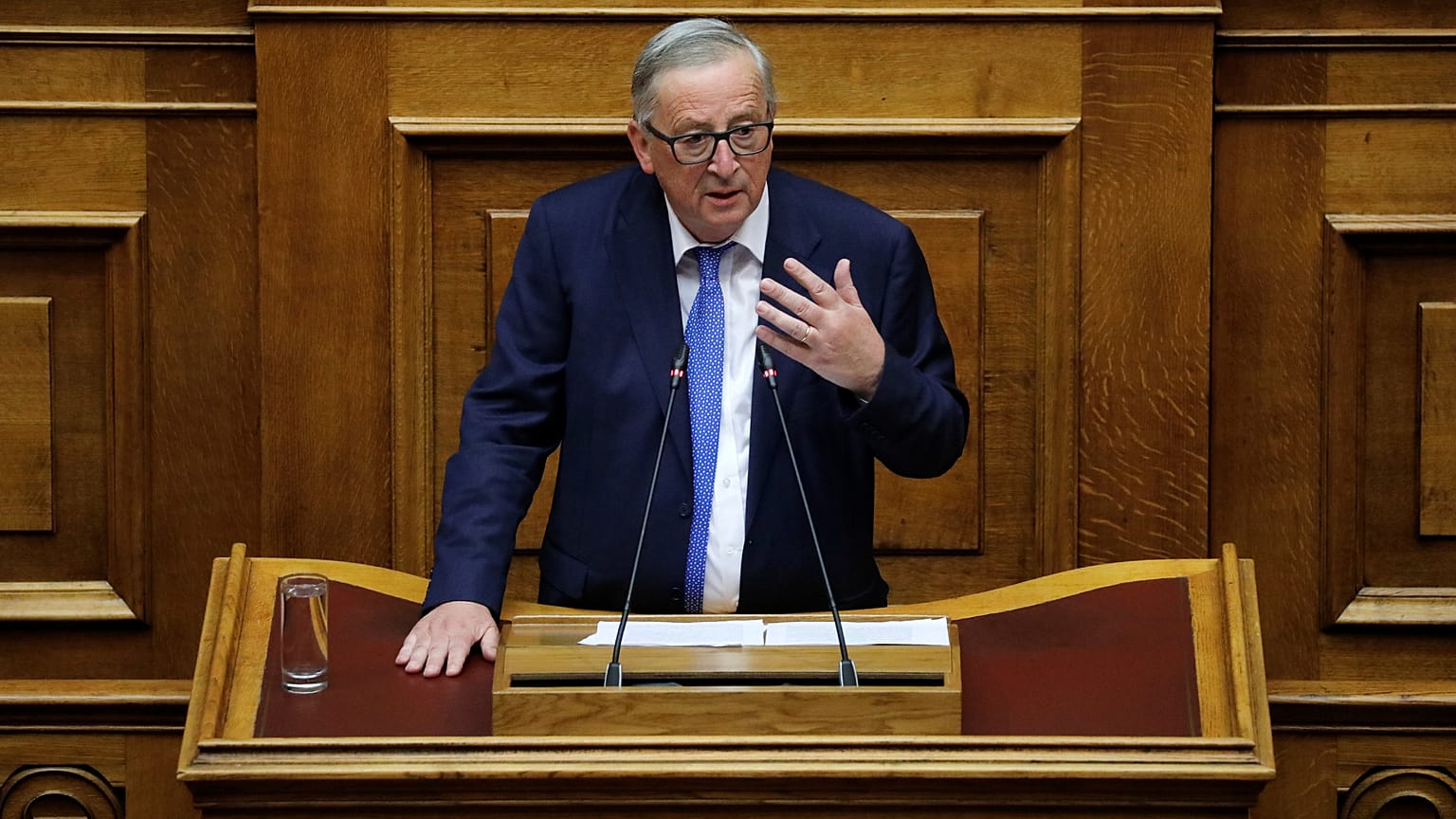 «Ψήφος εμπιστοσύνης» Γιούνκερ στην Ελλάδα μετά τα μνημόνια 
