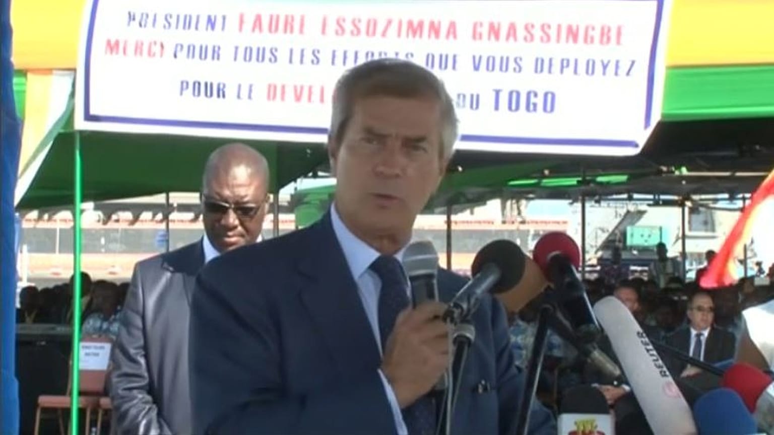 Bollorè rilasciato, ma nel registro degli indagati