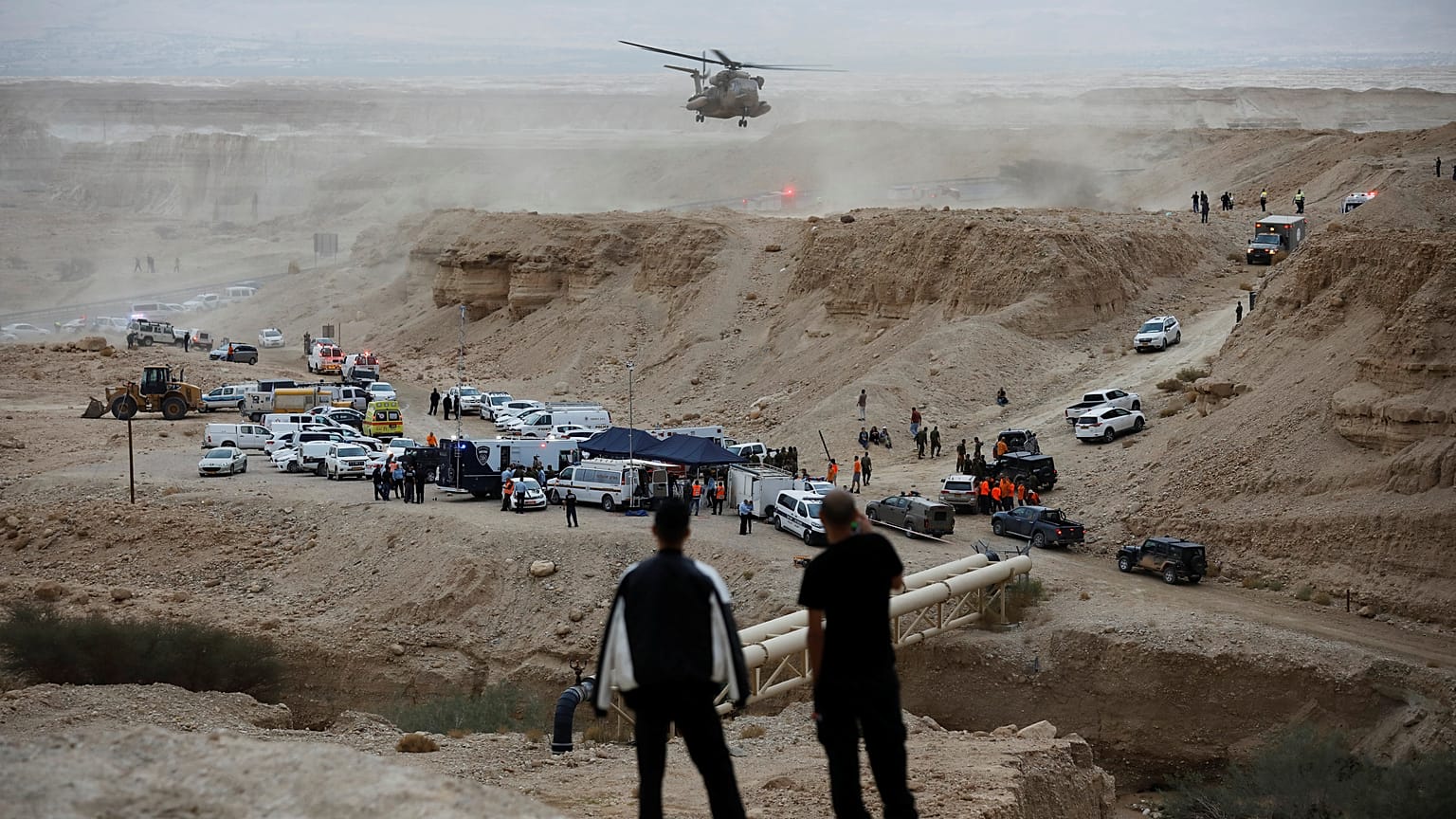 مقتل 10 شبان وشابات إسرائيليين في سيول جارفة جنوب البحر الميت