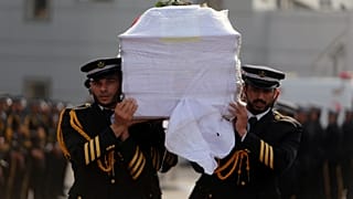 وصول جثمان الأكاديمي الفلسطيني فادي البطش إلى غزة 