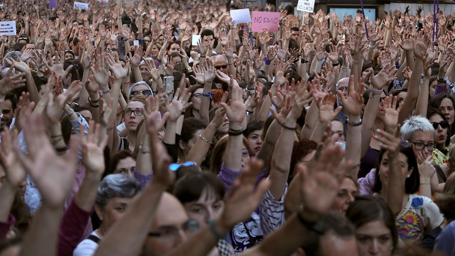 Colère en Espagne après la condamnation de "la meute"