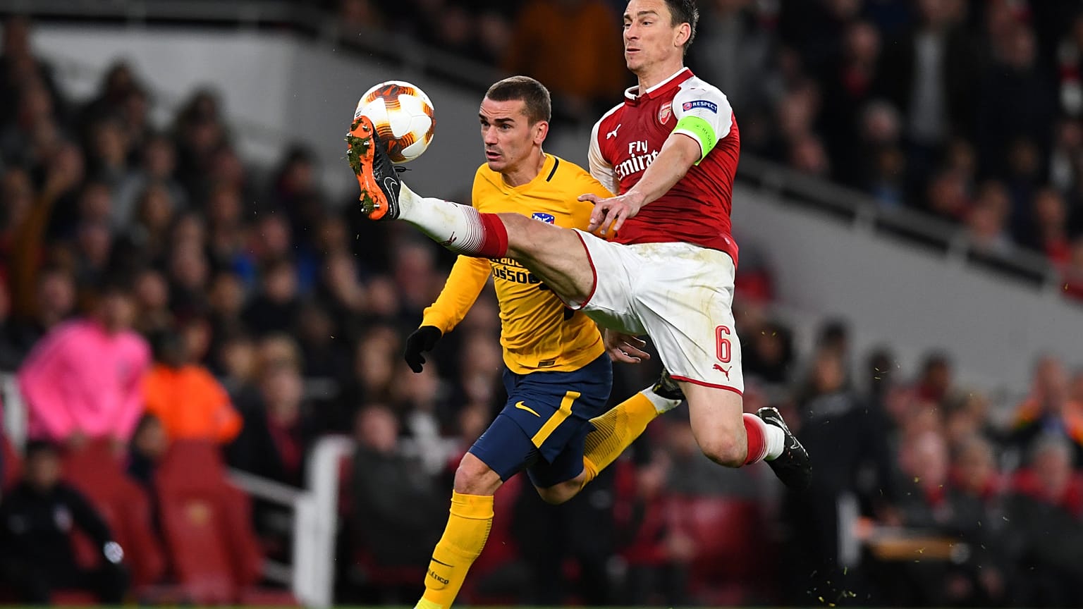 Atlético surpreende Arsenal na Liga Europa