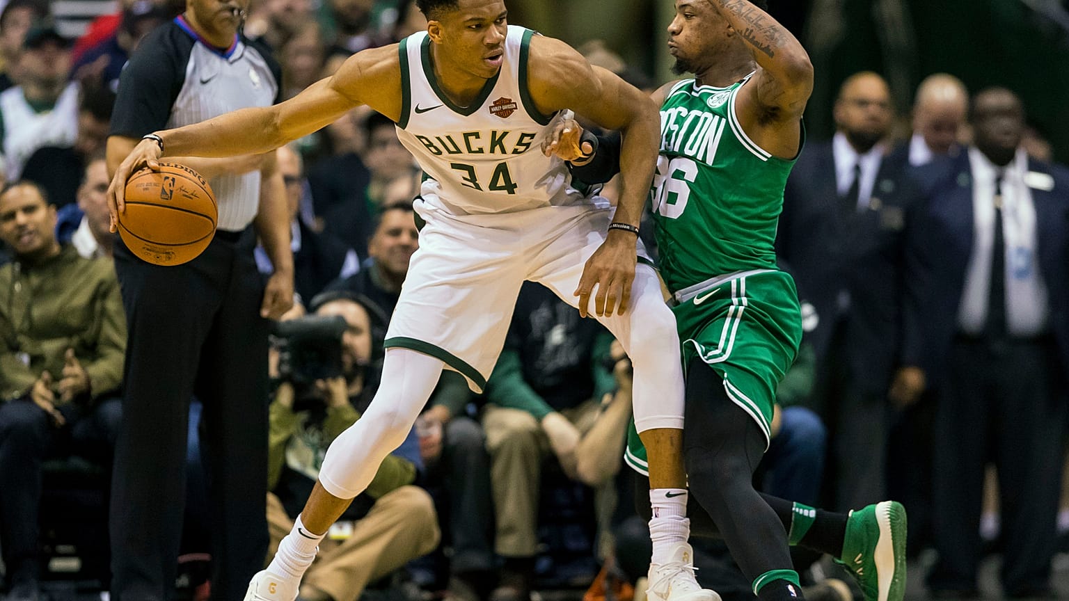 Antetokounmpo maintient les Bucks en vie