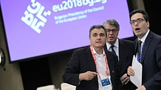 Ministro das Finanças da Grécia e a sua equipa